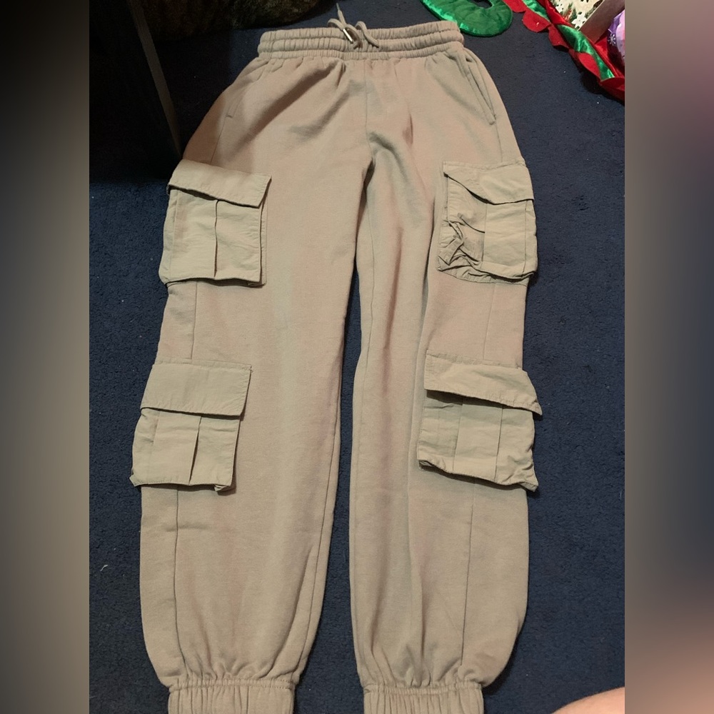 Garage Cargo Sweatpants